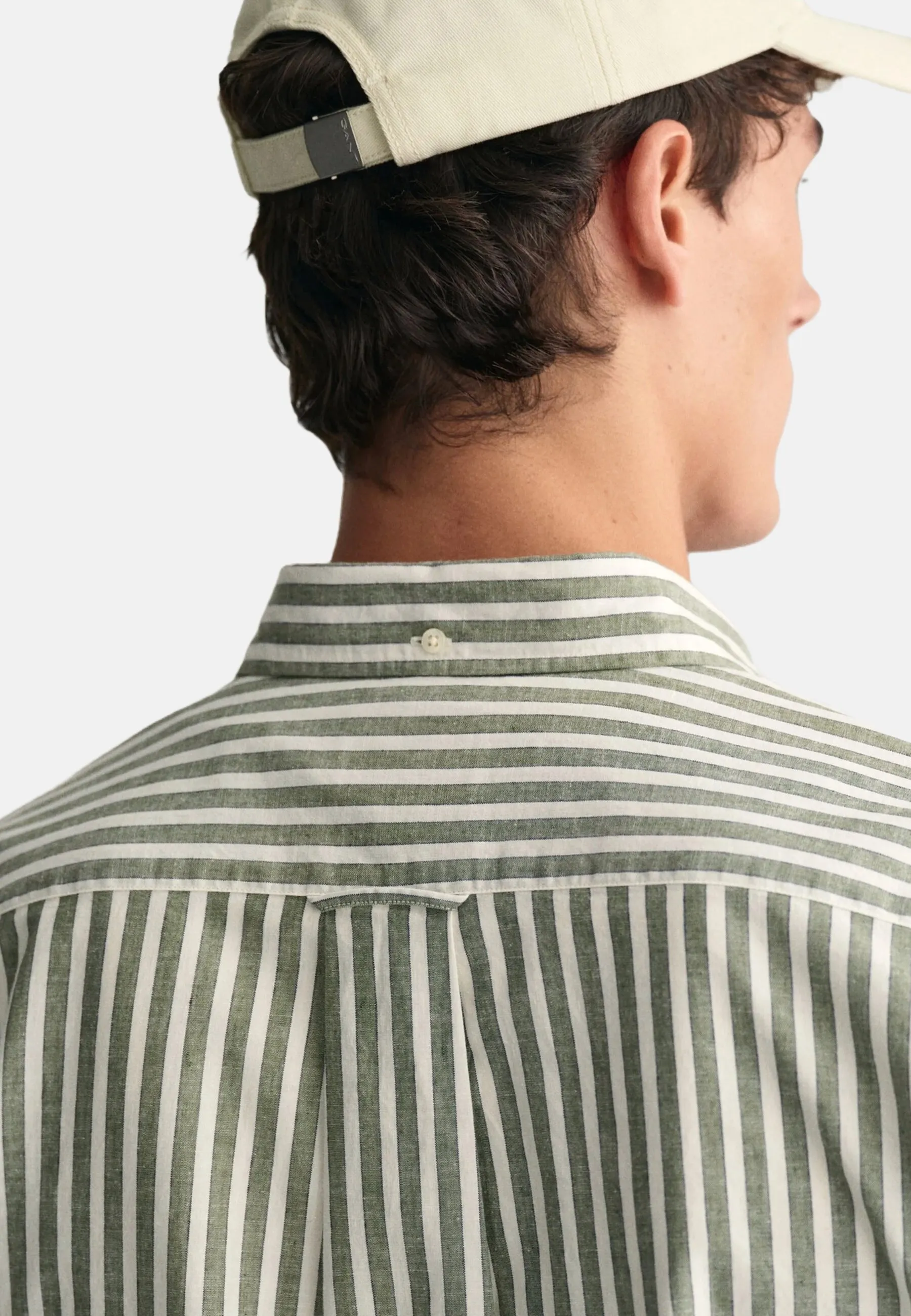 REGULAR FIT DE A RAYAS - Camicia